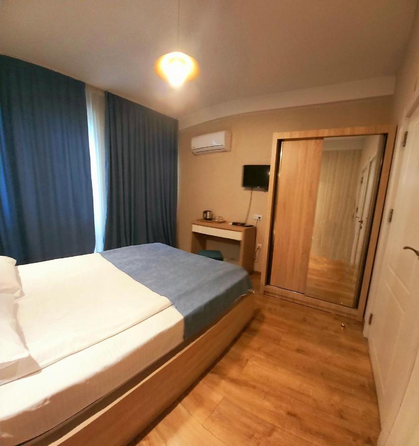 Hotel Lile ティビリシ エクステリア 写真
